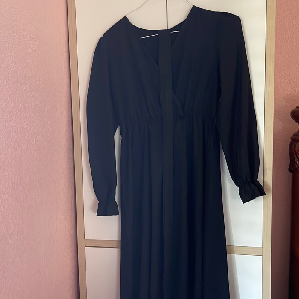 Black silk dress ( new)
